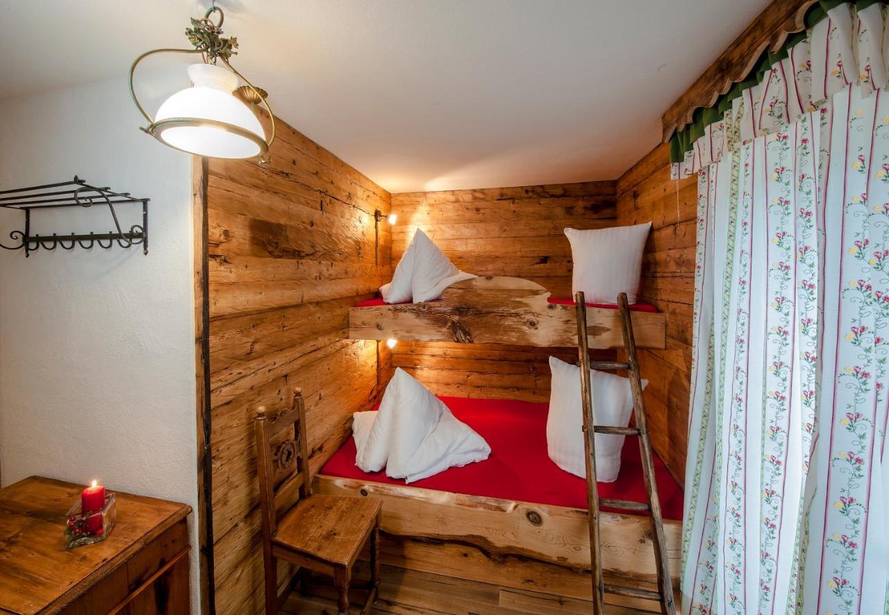Alpenhostel "Das Besenhaus" Altenmarkt im Pongau Exterior photo