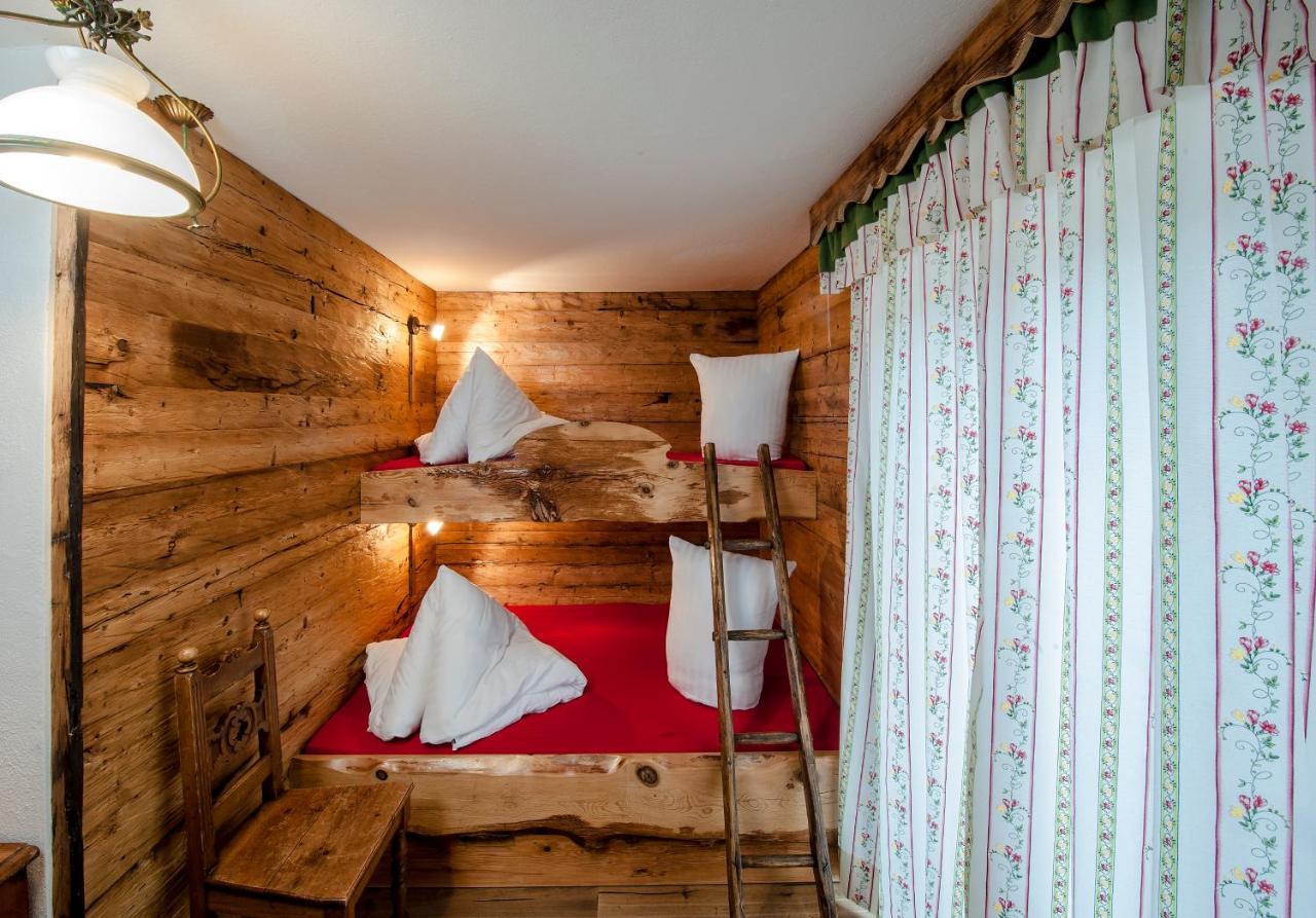 Alpenhostel "Das Besenhaus" Altenmarkt im Pongau Exterior photo
